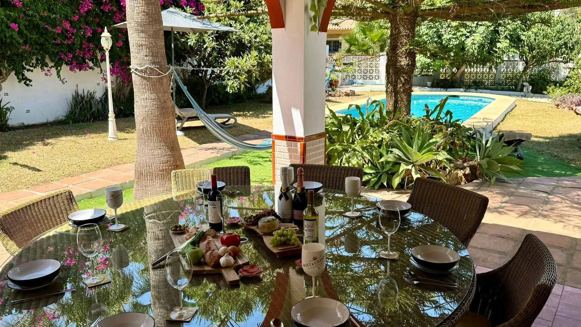 Villa La Casa De Pintor ベナルマデナ