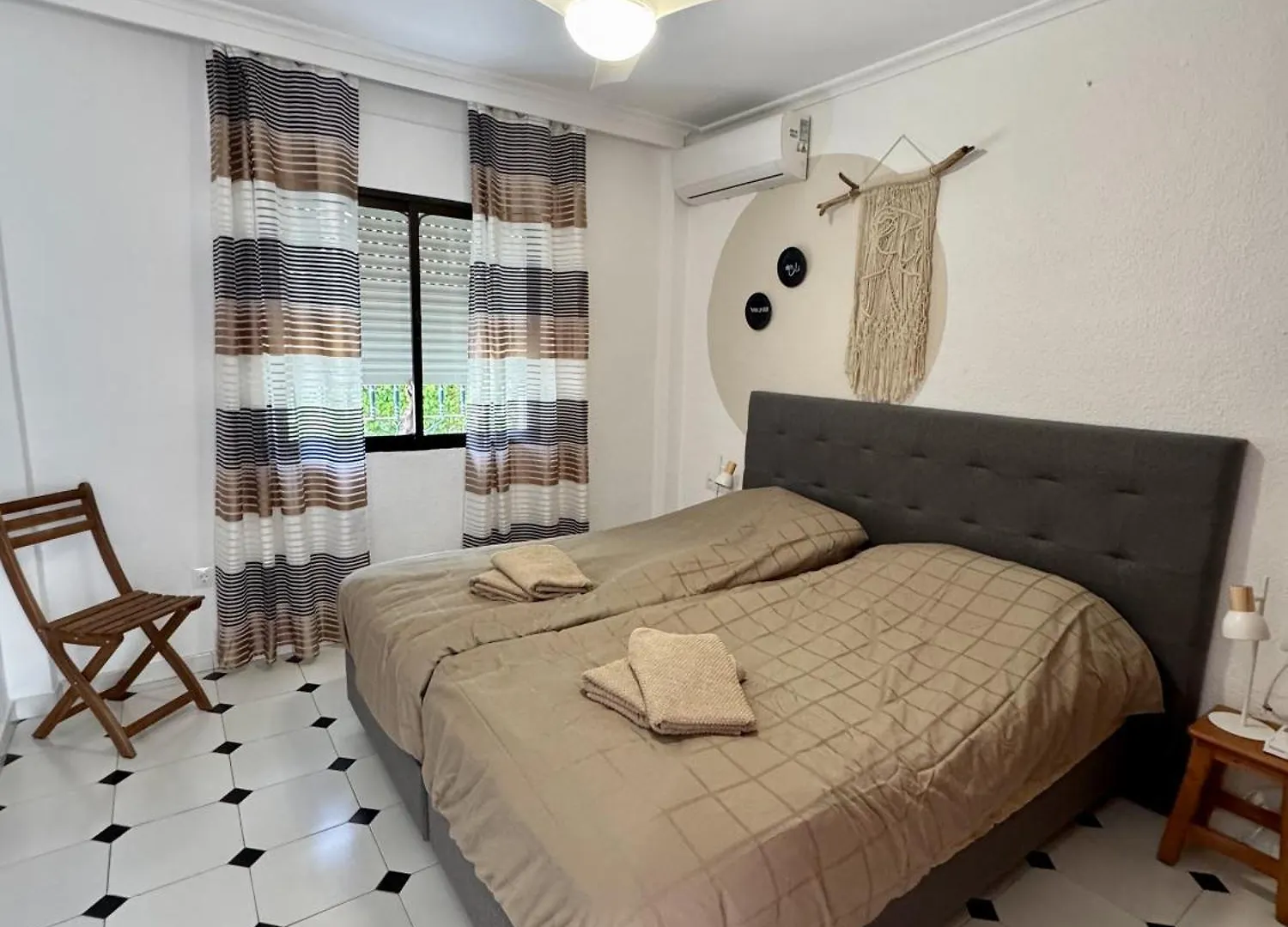Villa La Casa De Pintor ベナルマデナ