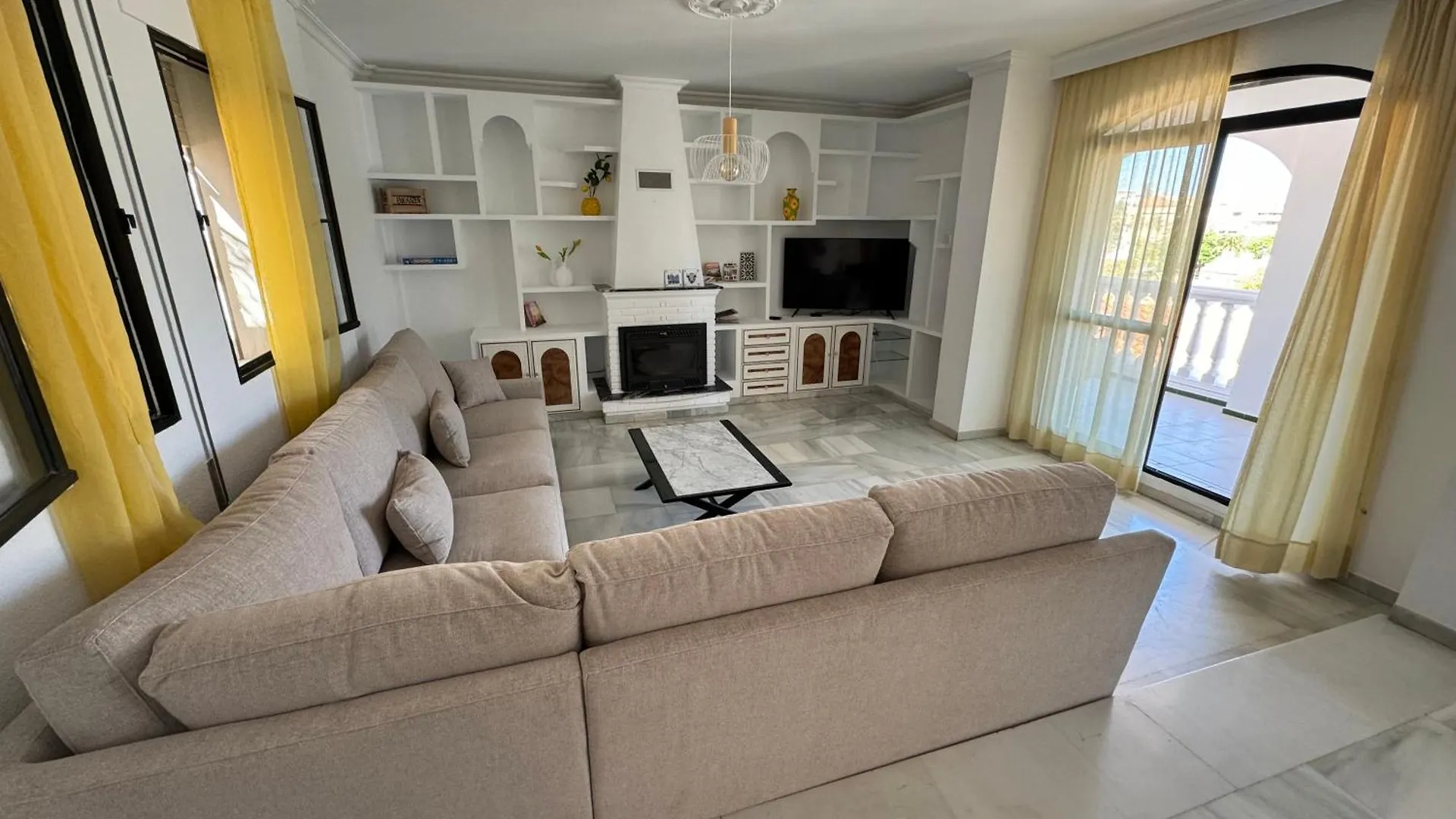 Villa La Casa De Pintor Benalmádena 0*,